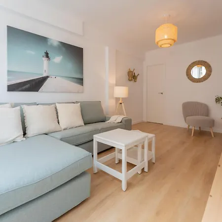 Lux Oasis - Modern 3br, Fast Wifi, Smarttv